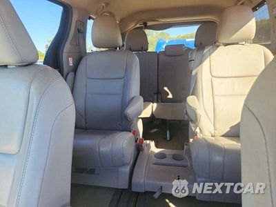 Zdjęcie 10 z 13 samochodu: 2016 TOYOTA SIENNA XLE 8-PASSENGER VIN:5TDYK3DC8GS748201 - miniatura