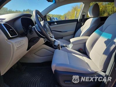 Zdjęcie 7 z 13 samochodu: 2020 HYUNDAI TUCSON SEL VIN:KM8J3CAL0LU210029 - miniatura