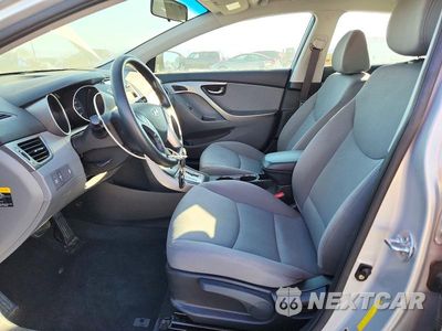 Zdjęcie 7 z 12 samochodu: 2013 HYUNDAI ELANTRA GLS VIN:KMHDH4AE8DU609133 - miniatura