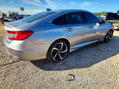 Trzecie zdjęcie samochodu z tyłu: 2019 HONDA ACCORD SPORT VIN:1HGCV1F31KA010539 - miniatura