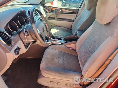 Zdjęcie 7 z 14 samochodu: 2017 BUICK ENCLAVE VIN:5GAKRAKD9HJ161135 - miniatura