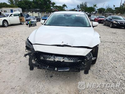 Piąte zdjęcie samochodu w środku: 2018 MAZDA 6 SPORT VIN:JM1GL1UM5J1311136 - miniatura