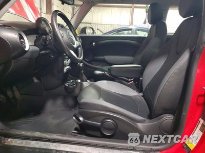 Zdjęcie 7 z 12 samochodu: 2010 MINI COOPER VIN:WMWMF3C50ATU77694 - miniatura