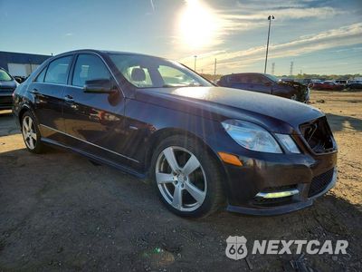 Czwarte zdjęcie samochodu z boku: 2012 MERCEDES-BENZ E 350 4MATIC VIN:WDDHF8JBXCA630032 - miniatura