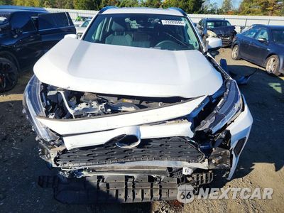 Piąte zdjęcie samochodu w środku: 2023 TOYOTA RAV4 XLE VIN:2T3P1RFV2PW330280 - miniatura