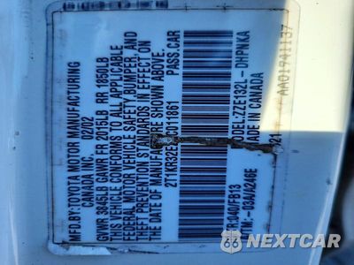 Zdjęcie 12 z 12 samochodu: 2003 TOYOTA MATRIX XR VIN:2T1KR32E23C011861 - miniatura