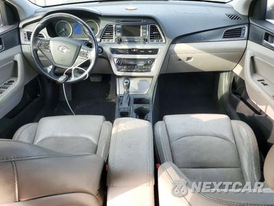 Zdjęcie 8 z 12 samochodu: 2015 HYUNDAI SONATA SPORT VIN:5NPE34AF2FH094580 - miniatura