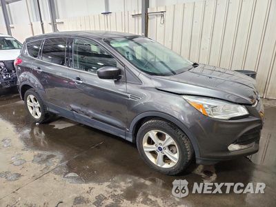 Czwarte zdjęcie samochodu z boku: 2016 FORD ESCAPE SE VIN:1FMCU9G96GUB72607 - miniatura