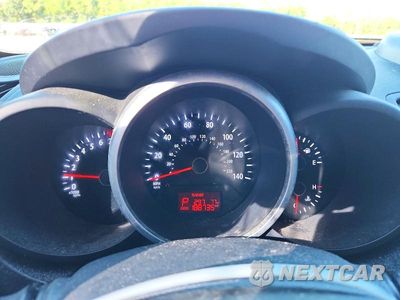 Zdjęcie 9 z 12 samochodu: 2013 KIA SOUL + VIN:KNDJT2A66D7504771 - miniatura