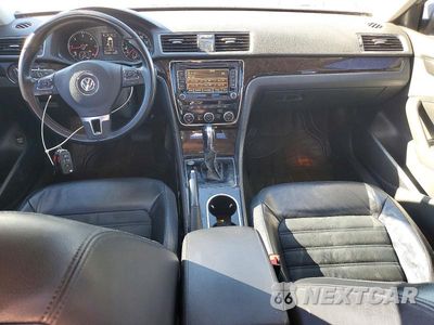 Zdjęcie 8 z 12 samochodu: 2014 VOLKSWAGEN PASSAT SEL VIN:1VWCN7A38EC055413 - miniatura