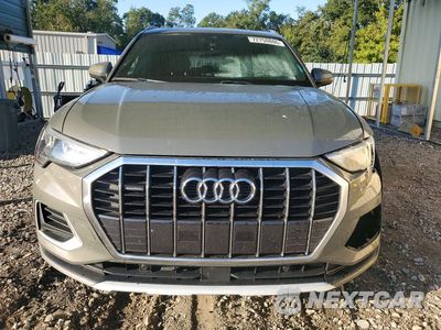 Piąte zdjęcie samochodu w środku: 2020 AUDI Q3 PREMIUM VIN:WA1AECF34L1102547 - miniatura