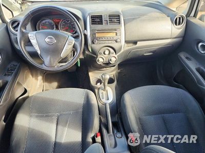 Zdjęcie 8 z 12 samochodu: 2014 NISSAN VERSA NOTE SV VIN:3N1CE2CP5EL382526 - miniatura