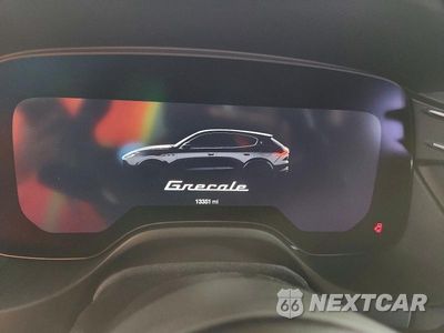 Zdjęcie 9 z 13 samochodu: 2023 MASERATI GRECALE MODENA VIN:ZN682AVM8P7429014 - miniatura