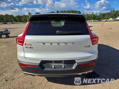 Zdjęcie 6 z 13 samochodu: 2020 VOLVO XC40 T5 R-DESIGN VIN:YV4162UM3L2184562 - miniatura