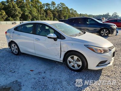 Czwarte zdjęcie samochodu z boku: 2016 CHEVROLET CRUZE LS VIN:1G1BC5SM0G7230998 - miniatura