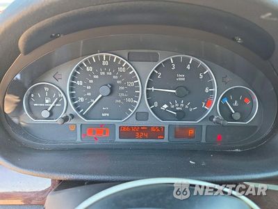 Zdjęcie 9 z 12 samochodu: 2005 BMW 330 I VIN:WBAEV53415KM41339 - miniatura