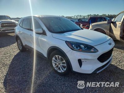 Czwarte zdjęcie samochodu z boku: 2020 FORD ESCAPE SE VIN:1FMCU0G63LUC09429 - miniatura