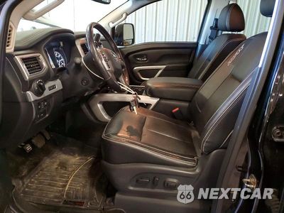 Zdjęcie 7 z 12 samochodu: 2019 NISSAN TITAN PRO-4X VIN:1N6AA1E54KN517994 - miniatura
