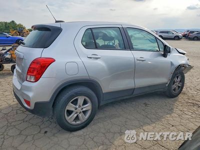 Trzecie zdjęcie samochodu z tyłu: 2020 CHEVROLET TRAX LS VIN:KL7CJKSB8LB310309 - miniatura