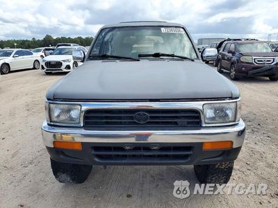Piąte zdjęcie samochodu w środku: 1995 TOYOTA 4RUNNER SR5 V6 VIN:JT3VN39W4S8087510 - miniatura
