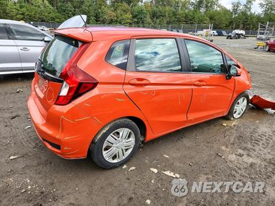 Trzecie zdjęcie samochodu z tyłu: 2018 HONDA FIT LX VIN:3HGGK5H41JM715981 - miniatura