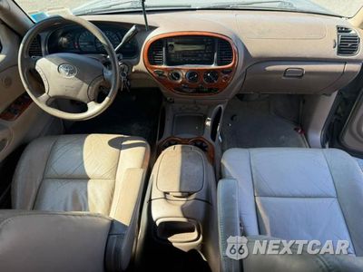 Zdjęcie 9 z 10 samochodu: 2004 TOYOTA TUNDRA LIMITED VIN:5TBBT481748449935 - miniatura