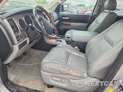 Zdjęcie 7 z 12 samochodu: 2011 TOYOTA TUNDRA CREWMAX LIMITED VIN:5TFFY5F1XBX102366 - miniatura