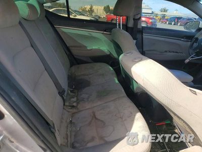 Zdjęcie 10 z 12 samochodu: 2018 HYUNDAI ELANTRA VALUE EDITION VIN:5NPD84LF8JH306921 - miniatura