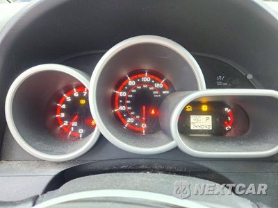Zdjęcie 9 z 13 samochodu: 2009 PONTIAC VIBE VIN:5Y2SP67809Z456415 - miniatura