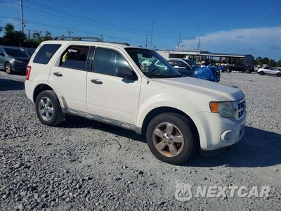 Czwarte zdjęcie samochodu z boku: 2011 FORD ESCAPE XLT VIN:1FMCU0D78BKA04342 - miniatura