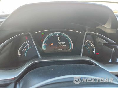 Zdjęcie 9 z 12 samochodu: 2017 HONDA CIVIC EX VIN:2HGFC2F77HH540083 - miniatura