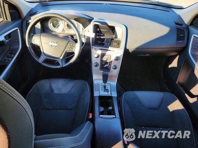Zdjęcie 8 z 13 samochodu: 2012 VOLVO XC60 3.2 VIN:YV4940DL5C2241686 - miniatura