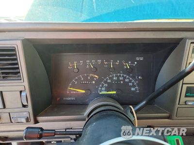 Zdjęcie 9 z 12 samochodu: 1994 CHEVROLET GMT-400 K2500 VIN:2GCFK29K8R1270101 - miniatura