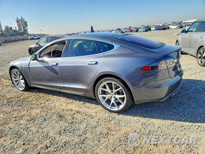 Drugie zdjęcie samochodu z przodu: 2013 TESLA MODEL S VIN:5YJSA1DP5DFP10571 - miniatura