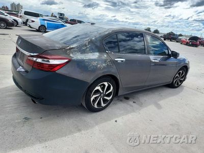Trzecie zdjęcie samochodu z tyłu: 2017 HONDA ACCORD EX VIN:1HGCR2F78HA275013 - miniatura