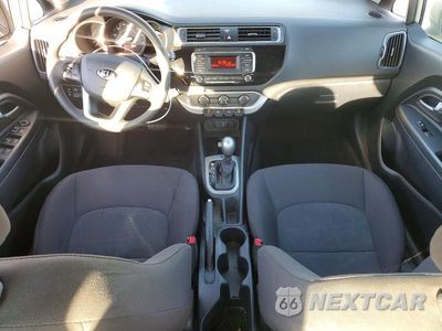 Zdjęcie 8 z 12 samochodu: 2016 KIA RIO LX VIN:KNADM4A33G6611537 - miniatura