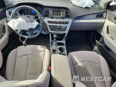 Zdjęcie 8 z 13 samochodu: 2015 HYUNDAI SONATA SPORT VIN:5NPE34AF4FH135114 - miniatura