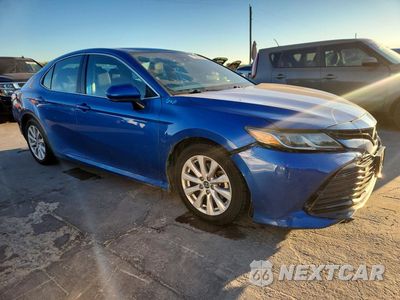 Czwarte zdjęcie samochodu z boku: 2020 TOYOTA CAMRY LE VIN:4T1C11AK9LU328994 - miniatura