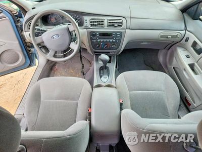 Zdjęcie 8 z 12 samochodu: 2005 FORD TAURUS SE VIN:1FAFP53245A149776 - miniatura