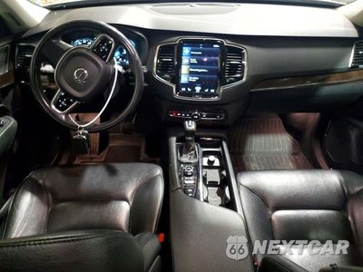 Zdjęcie 8 z 13 samochodu: 2017 VOLVO XC90 T6 VIN:YV4A22PK1H1166712 - miniatura