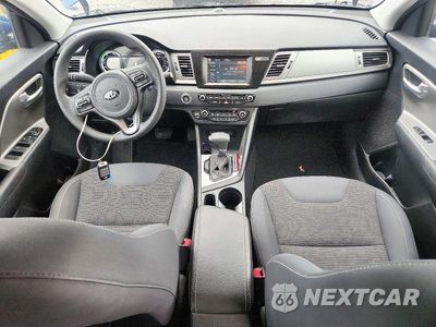 Zdjęcie 8 z 12 samochodu: 2019 KIA NIRO LX VIN:KNDCB3LC3K5243094 - miniatura
