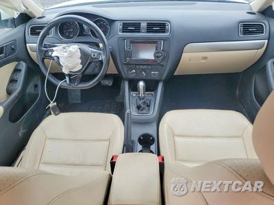 Zdjęcie 8 z 12 samochodu: 2017 VOLKSWAGEN JETTA VIN:3VWDB7AJ9HM305448 - miniatura