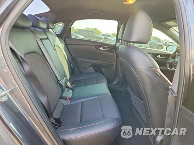 Zdjęcie 10 z 13 samochodu: 2021 KIA FORTE GT VIN:3KPF44AC3ME288981 - miniatura