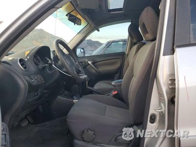 Zdjęcie 7 z 13 samochodu: 2004 TOYOTA RAV4 BASE VIN:JTEGD20V540041400 - miniatura