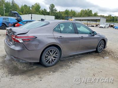 Trzecie zdjęcie samochodu z tyłu: 2021 TOYOTA CAMRY XLE VIN:4T1F11AKXMU430402 - miniatura