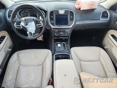 Zdjęcie 8 z 13 samochodu: 2018 CHRYSLER 300 TOURING VIN:2C3CCAAG7JH117291 - miniatura
