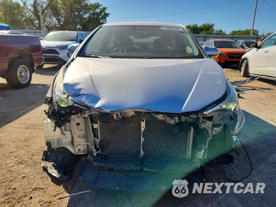 Piąte zdjęcie samochodu w środku: 2016 TOYOTA PRIUS THREE VIN:JTDKARFU1G3521399 - miniatura