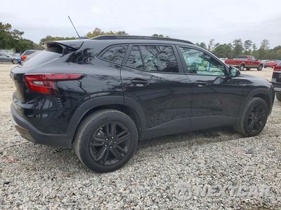 Trzecie zdjęcie samochodu z tyłu: 2025 CHEVROLET TRAX ACTIV VIN:KL77LKEP5SC123783 - miniatura
