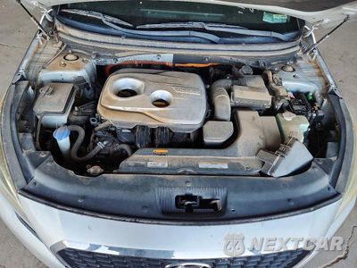 Zdjęcie 11 z 12 samochodu: 2016 HYUNDAI SONATA HYBRID SE VIN:KMHE24L13GA027219 - miniatura
