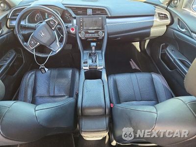 Zdjęcie 8 z 13 samochodu: 2016 HONDA CIVIC TOURING VIN:19XFC1F94GE018306 - miniatura